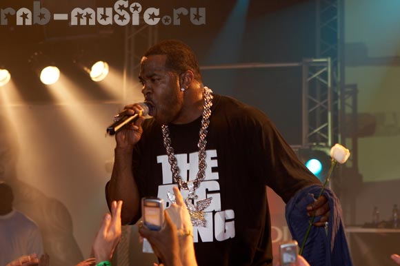  Busta Rhymes @  & Infiniti